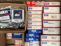 Skf, fag, ntn, akn, snr, asahi, nsk, nke en iko - grote partij lagers, lagerblokken en afdichtingen 152kg - afbeelding 2 van  7