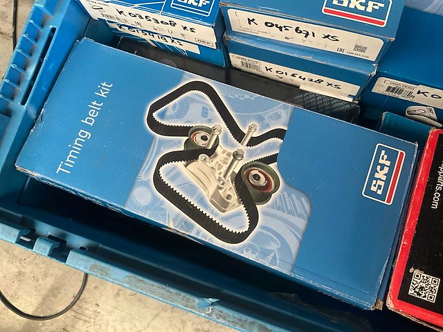 Skf / gates / dayco - distributieriem, spanrol en meelooprol - distributieriem set - partij auto onderdelen (48x) - afbeelding 4 van  13