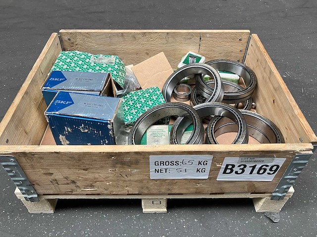 Skf / ina - partij diverse industriële lagers - afbeelding 1 van  4