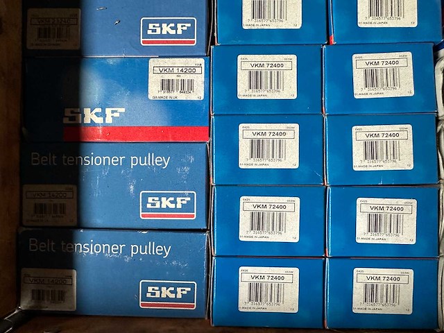 Skf, ina, nsk, koyo - partij skf automotive onderdelen: spanrollen, vrijloopdynamo-poelies, distributiesets, krukasdempers en waterpompen - afbeelding 1 van  2