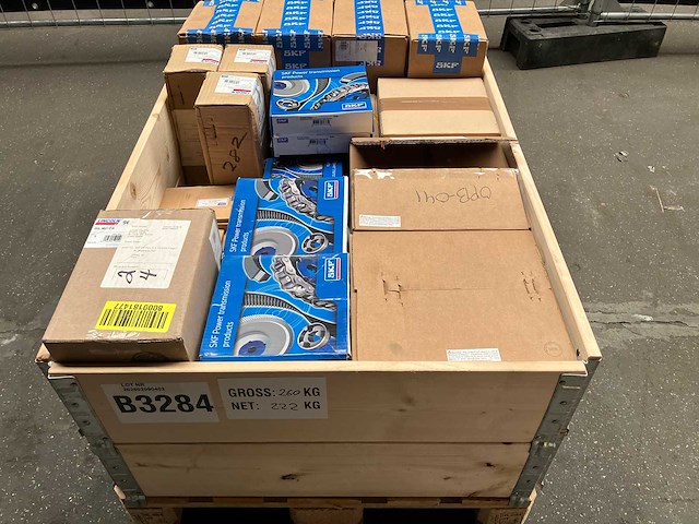 Skf / lincoln - partij aandrijftechniek & industriële pompen & meters 222kg - afbeelding 1 van  8