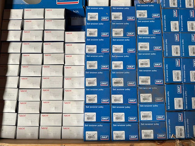 Skf, nachi - partij auto-onderdelen (o.a. wiellager- en remsets, spanrollen) - afbeelding 5 van  9