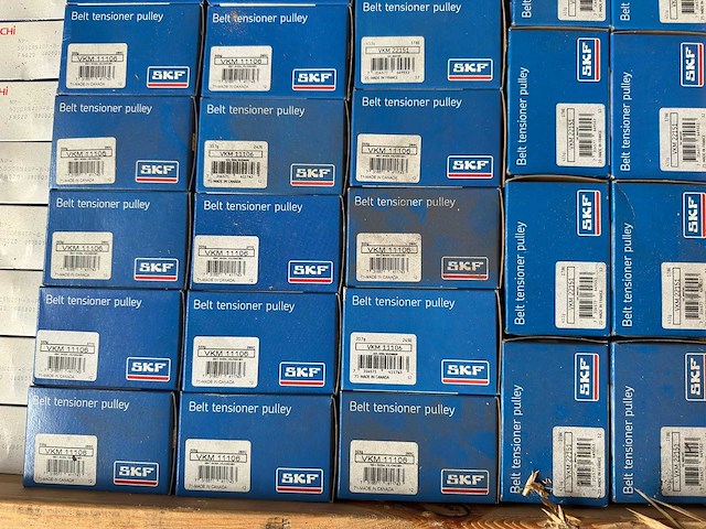Skf, nachi - partij auto-onderdelen (o.a. wiellager- en remsets, spanrollen) - afbeelding 6 van  9