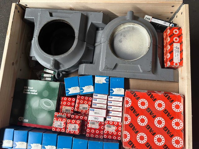 Skf/fag/chicago rawhide - diverse partij lagers 170kg - afbeelding 10 van  10