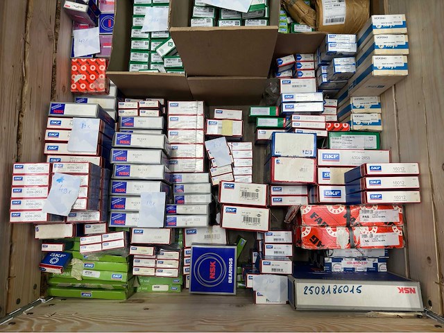 Skf/nsk - partij lagers & oliekeerringen - afbeelding 7 van  15