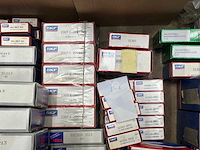 Skf/nsk - partij lagers & oliekeerringen - afbeelding 13 van  15