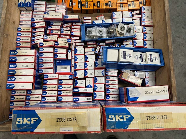 Skf/thk/nsk/ntn - partij lagers en lineaire bussen - afbeelding 2 van  15