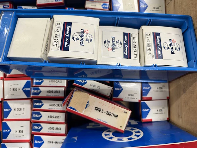 Skf/thk/nsk/ntn - partij lagers en lineaire bussen - afbeelding 8 van  15