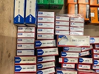 Skf/thk/nsk/ntn - partij lagers en lineaire bussen - afbeelding 11 van  15