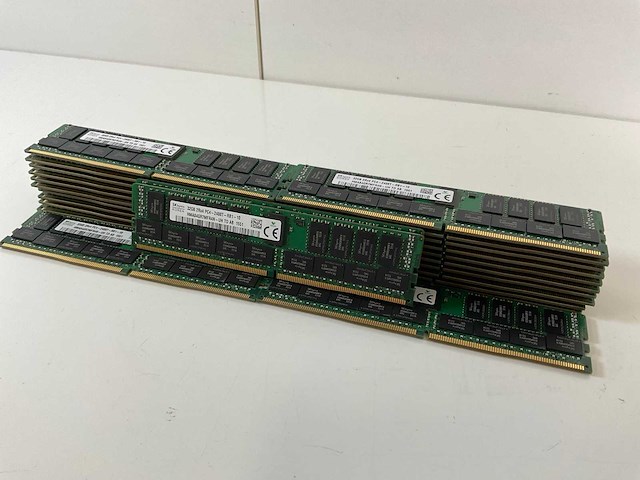 Skhynix (hma84gr7mfr4n-udtdab) 32gb 2rx4, pc4-2400t-rb1-10 rams (24x) - afbeelding 3 van  5