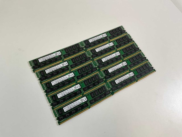 Skhynix (hma84gr7mfr4n-uh) 32gb 2rx4 pc4-2400t rams (10x) - afbeelding 2 van  5