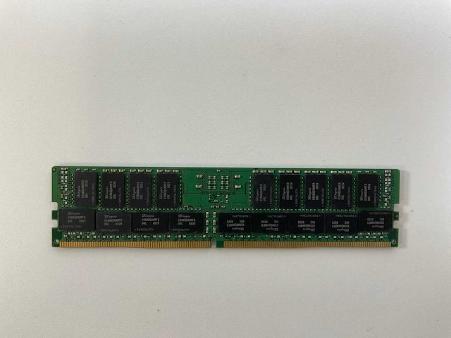Skhynix (hma84gr7mfr4n-uh) 32gb 2rx4 pc4-2400t rams (10x) - afbeelding 5 van  5