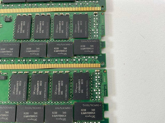 Skhynix (hma84gr7mfr4n-uh) 32gb 2rx4 pc4-2400t rams (5x) - afbeelding 5 van  5