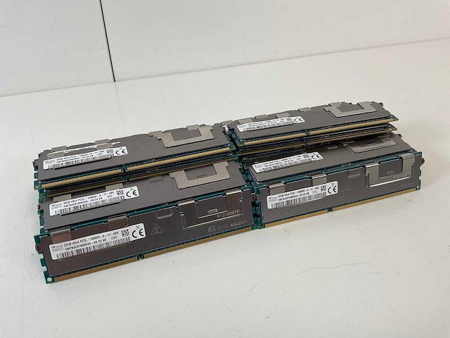 Skhynix (hmt84gr7mmr4a-h9d3ab) 32gb 4rx4, pc3l-10600r-9-12-ab0 rams (30x) - afbeelding 2 van  5