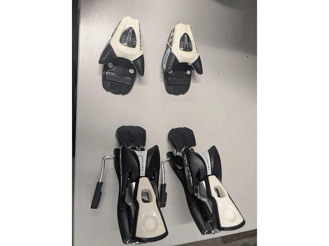 Ski bindingen, techno pro, wit / zwart, n tl 100 b90 - afbeelding 1 van  2