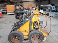 Skidster, m10x - afbeelding 1 van  16