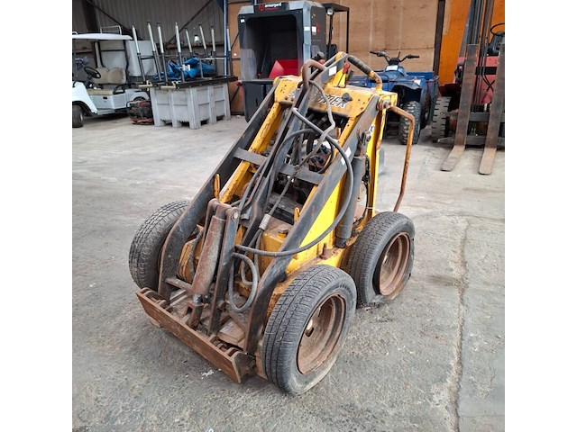 Skidster, m10x - afbeelding 9 van  16
