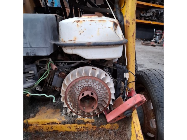 Skidster, m10x - afbeelding 15 van  16