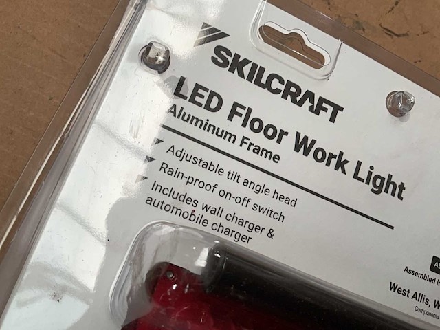 Skilcraft 600 lumens led floor work light - afbeelding 1 van  5