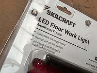 Skilcraft 600 lumens led floor work light - afbeelding 1 van  5