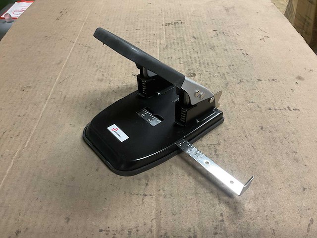 Skilcraft two hole punch (5x) - afbeelding 4 van  4