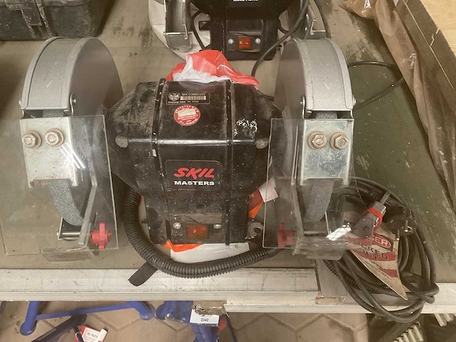 Skill f015390011 grinding machine - afbeelding 1 van  3