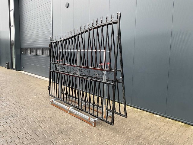 Sklp dubbel openslaande poort 580 cm toegangspoort - afbeelding 1 van  11
