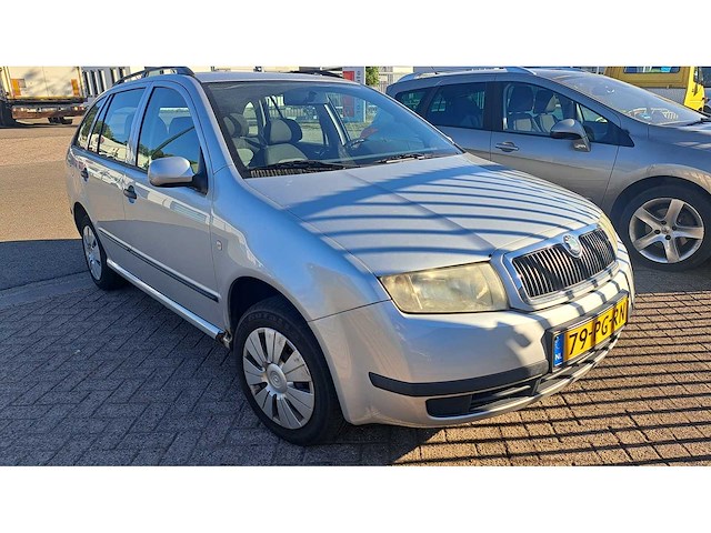 Skoda - 2004 - fabia combi - 1.4-16v choice - 79-pg-rn - afbeelding 2 van  8