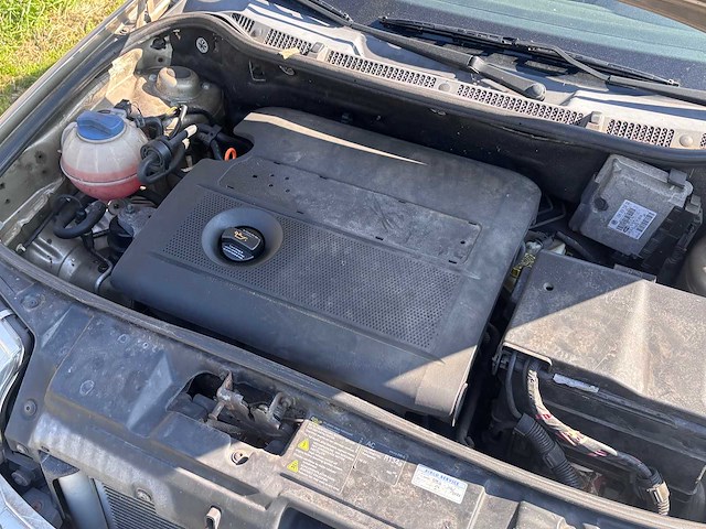 Skoda - 2004 - fabia combi - 1.4-16v choice - personenauto - afbeelding 4 van  16