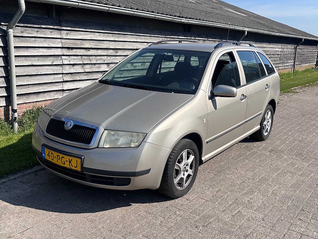 Skoda - 2004 - fabia combi - 1.4-16v choice - personenauto - afbeelding 1 van  26