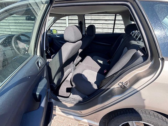 Skoda - 2004 - fabia combi - 1.4-16v choice - personenauto - afbeelding 24 van  26