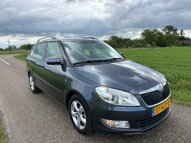 Skoda - 2010 - fabia combi - 1.2 tdi greenline - personenauto - 37-nld-8 - afbeelding 8 van  12