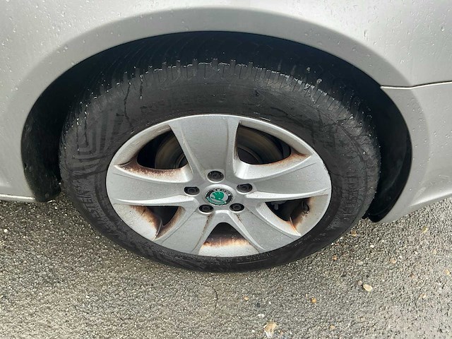 Skoda - 2011 - octavia combi - 1.2 tsi ambition bns - personenauto (xd-761-p) - afbeelding 11 van  22