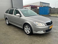 Skoda - 2011 - octavia combi - 1.2 tsi ambition bns - personenauto (xd-761-p) - afbeelding 16 van  22