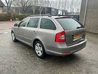 Skoda - 2011 - octavia combi - 1.2 tsi ambition bns - personenauto (xd-761-p) - afbeelding 19 van  22