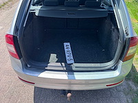 Skoda - 2011 - octavia combi - 1.2 tsi ambition bns - personenauto - afbeelding 3 van  10
