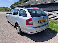 Skoda - 2011 - octavia combi - 1.2 tsi ambition bns - personenauto - afbeelding 7 van  10