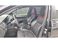 Skoda - 2013 - octavia - vrs combi 1.6 tdi - personenauto - afbeelding 16 van  22