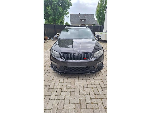 Skoda - 2013 - octavia - vrs combi 1.6 tdi - personenauto - afbeelding 4 van  22