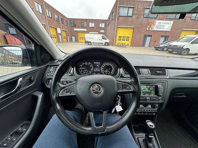 Skoda - 2014 - automaat - rapid spaceback - 1.4 tsi grt eleg. bl- personenauto - afbeelding 2 van  22