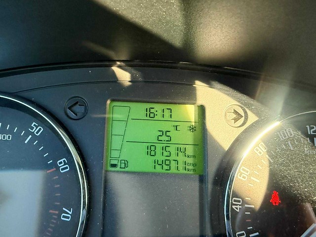 Skoda - 2014 - fabia - 1.2 tsi drive - 9-trb-13 - afbeelding 2 van  7