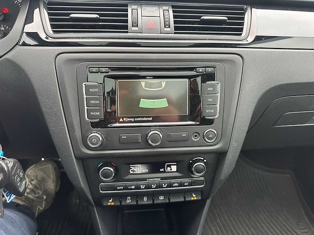 Skoda - 2014 - rapid spaceback - 1.4 tsi grt eleg. bl- automaat - personenauto - afbeelding 6 van  22