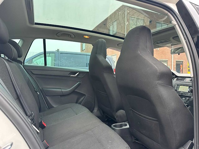 Skoda - 2014 - rapid spaceback - 1.4 tsi grt eleg. bl- automaat - personenauto - afbeelding 10 van  22