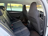 Skoda - 2017 - octavia combi - 1.0 tsi grt st. bns - pv-508-f - afbeelding 6 van  17