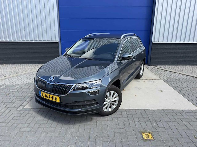 Skoda - 2019 - karoq - 1.6 tdi clever ed. - personenauto - afbeelding 4 van  17