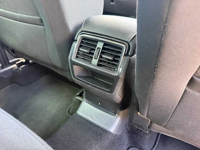 Skoda - 2019 - karoq - 1.6 tdi clever ed. - personenauto - afbeelding 14 van  17