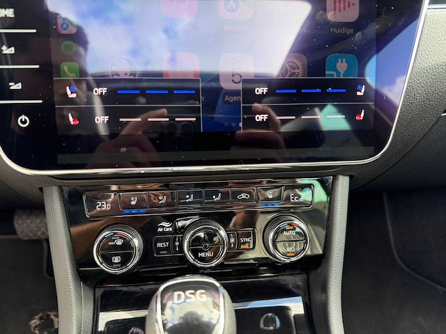 Skoda - 2020 - superb combi - 1.4 tsi iv l&k sportline - phev - full options - automaat - personenauto - afbeelding 9 van  37