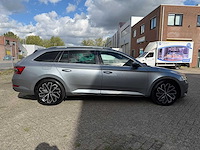 Skoda - 2020 - superb combi - 1.4 tsi iv l&k sportline - phev - full options - automaat - personenauto - afbeelding 34 van  37