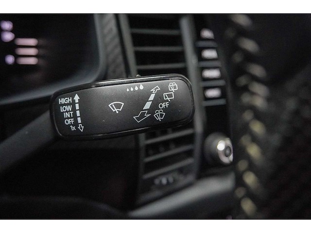 Skoda - 2021 - kodiaq - 1.5 tsi sp. b. 7p - personenauto (l-847-hb) - afbeelding 32 van  57