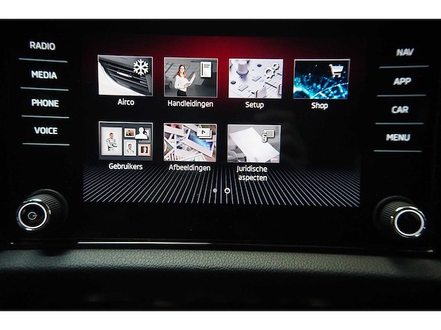 Skoda - 2021 - kodiaq - 1.5 tsi sp. b. 7p - personenauto (l-847-hb) - afbeelding 43 van  57